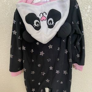 Super cute zipper up toddler panda pjs